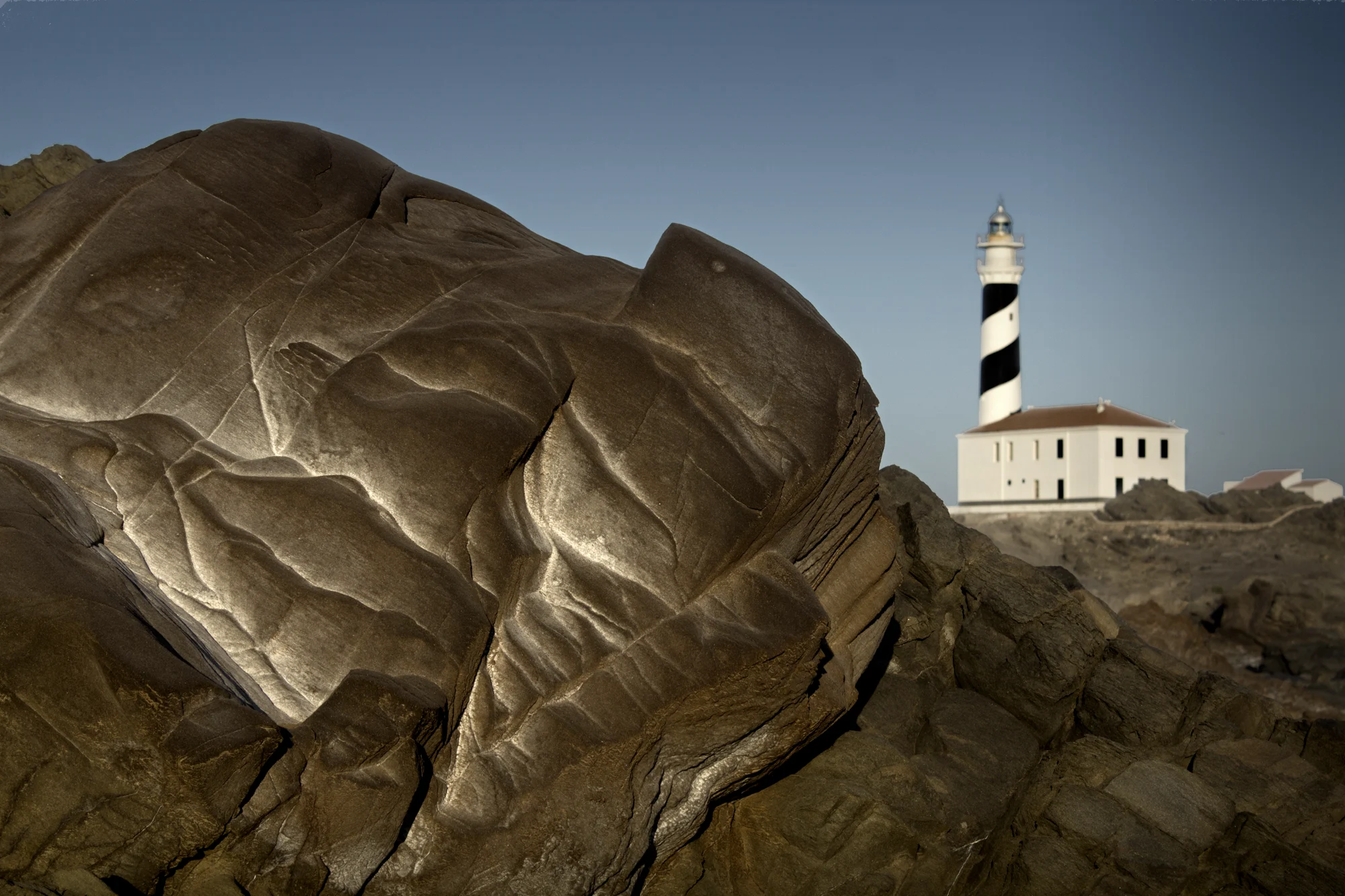 Geología de Menorca. Un patrimonio de millones de años · fotografía de Cap de Favaritx