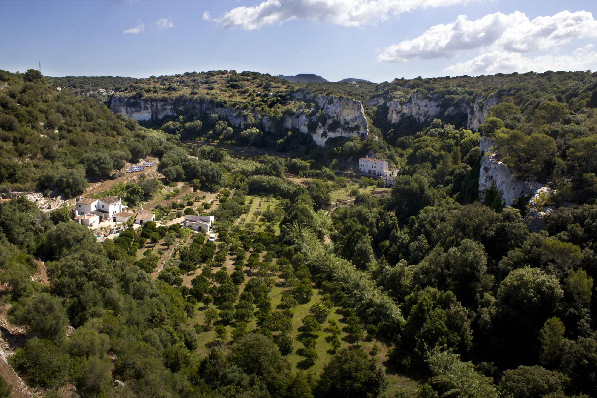 Geología de Menorca. Un patrimonio de millones de años · fotografía de Barranc d'Algendar